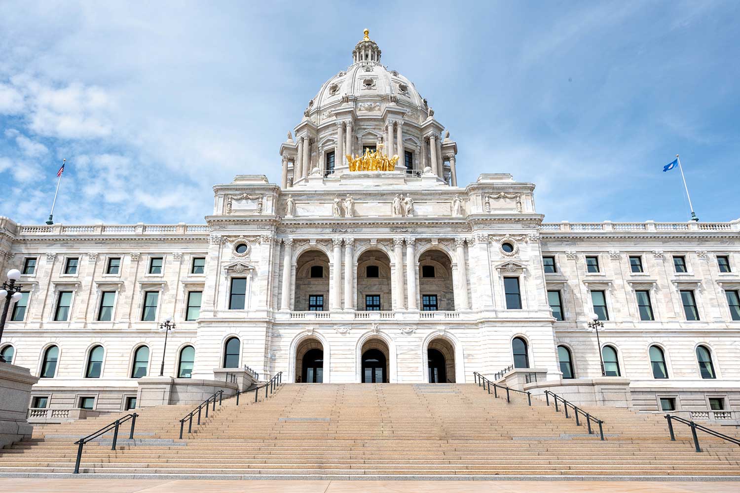 Minnesota state capitol building, front view, from a low angle